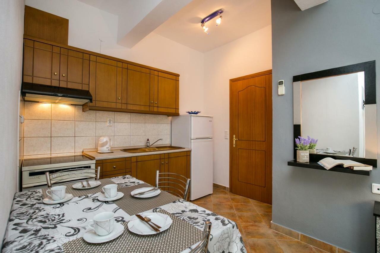 Studios Anastasios Потос Экстерьер фото
